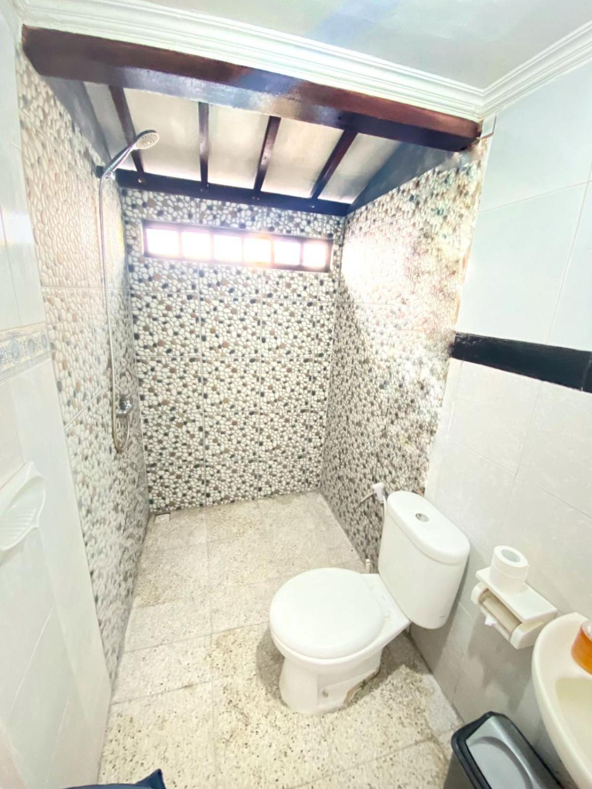 Hotel Kris Kos Canggu Zewnętrze zdjęcie